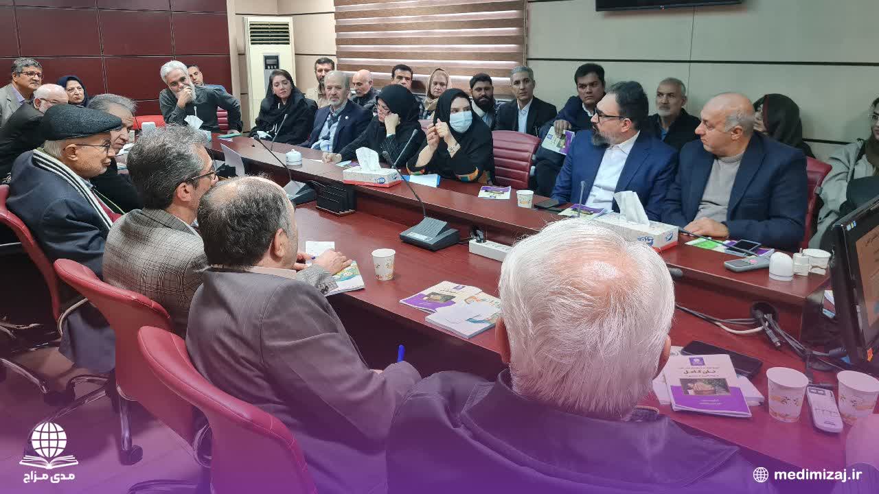 گزارش نشست هماندیشی «نان کامل» با حضور متخصصان طب ایرانی و حوزه تغذیه 1 نشست تخصصی نان کامل